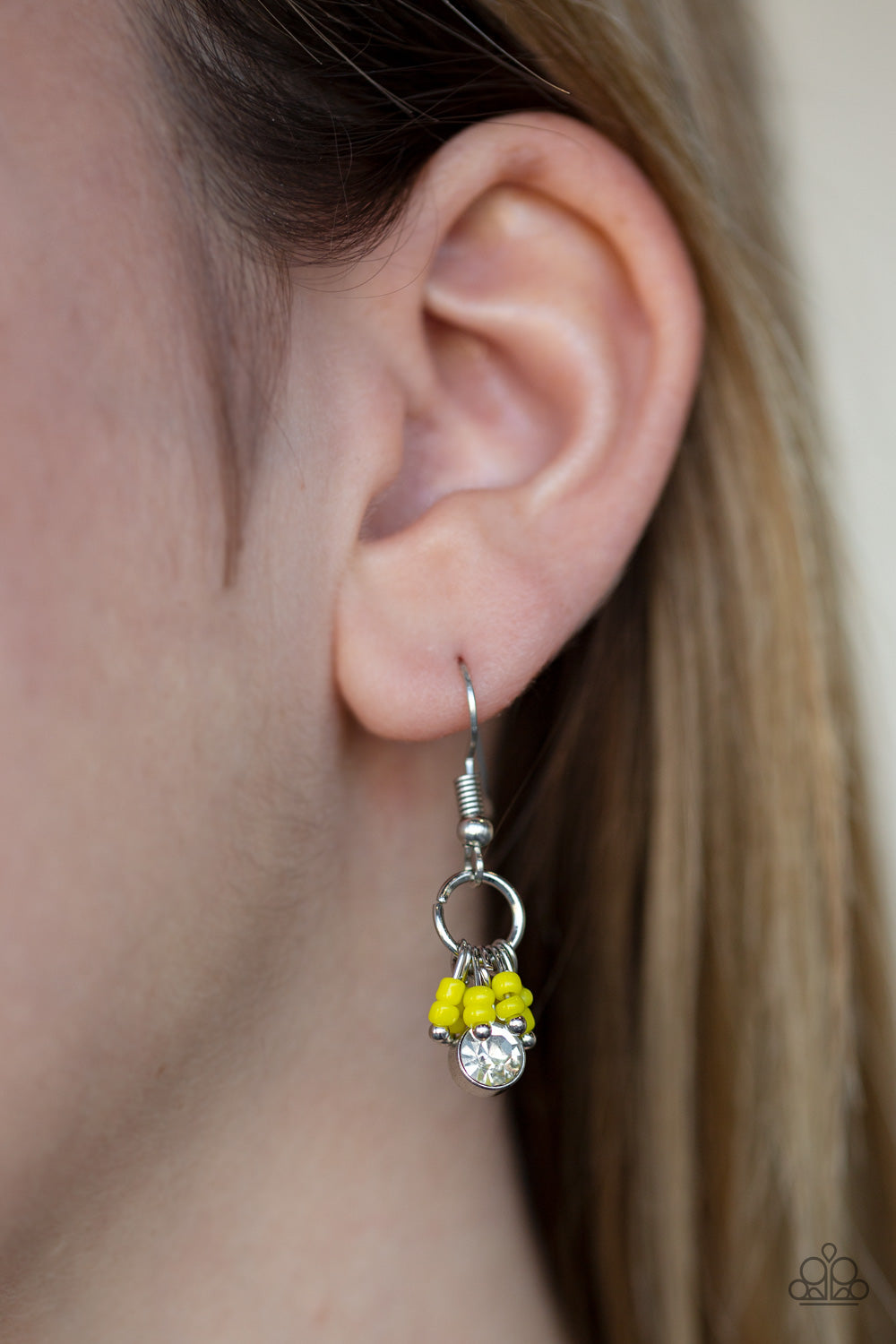Twinkling Trinkets - Yellow Earrings - A Diva Mentality 